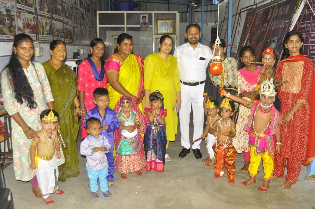 శ్రీ కృష్ణుని జీవితం మానవాళికి గొప్ప సందేశం