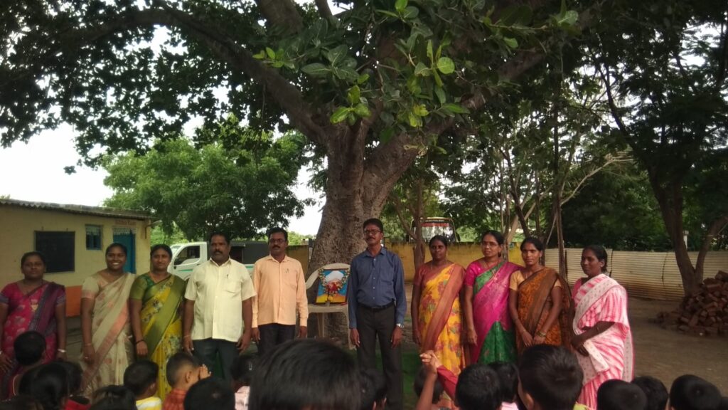 శ్రీ శాంతినికేతన్ స్కూల్లో ఉపాధ్యాయ దినోత్సవం 