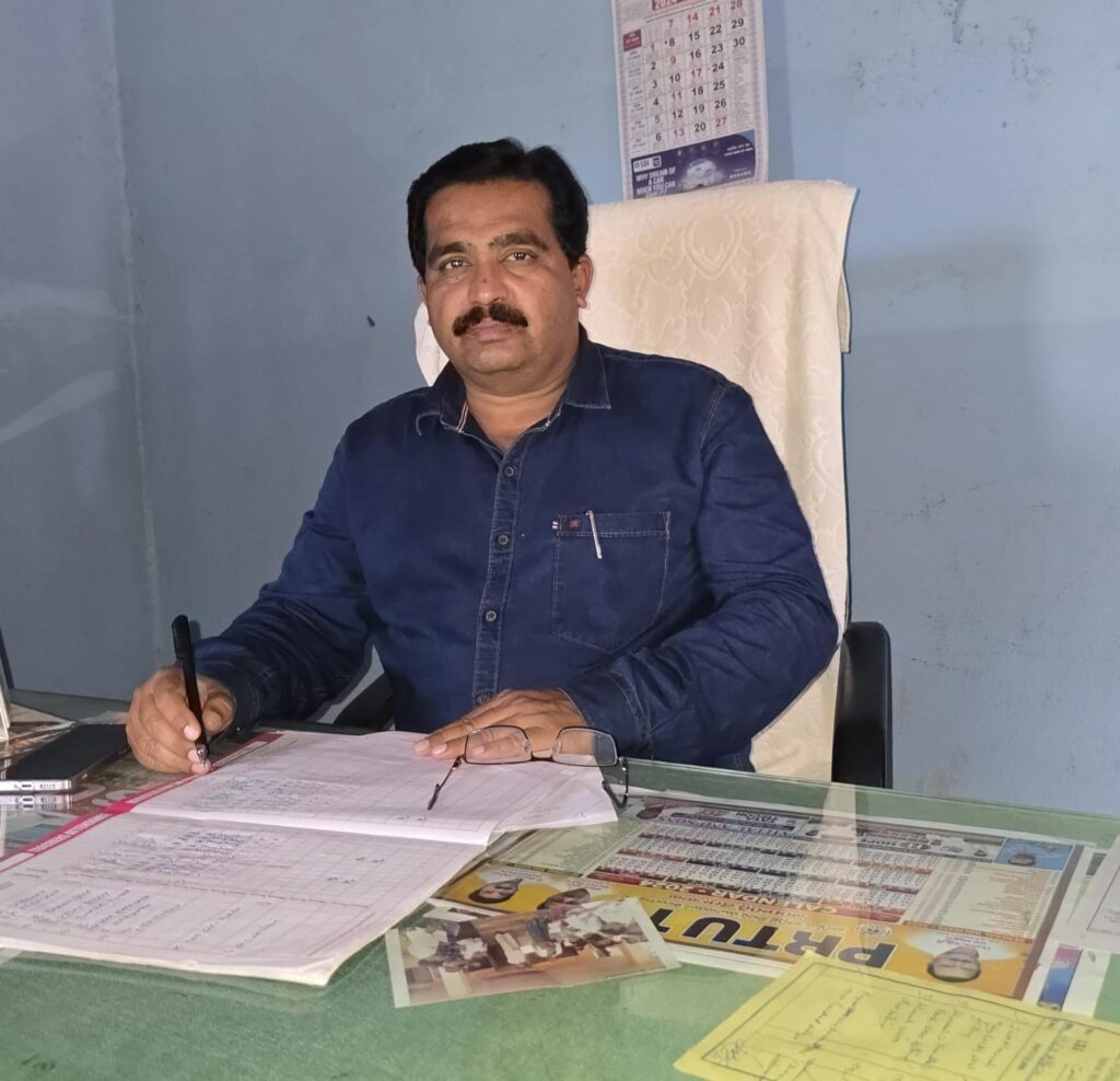 కోహిర్ మండల నూతన విద్యాధికారిగా జాకీర్ హుస్సేన్ బాధ్యతలు స్వీకారణ 