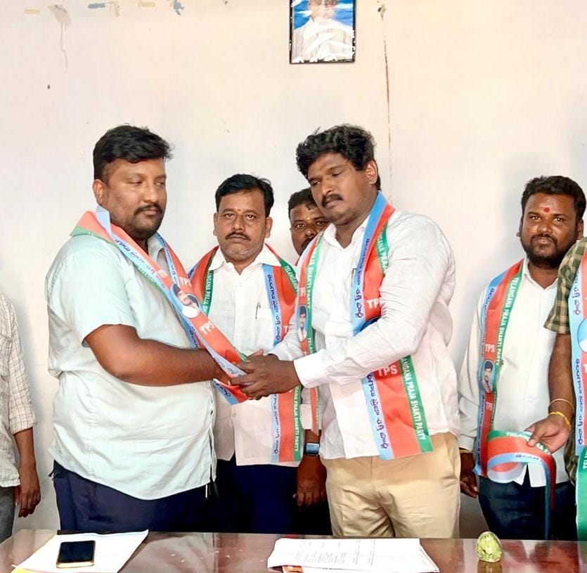 హైడ్రా తో అమాయకుల ఆస్తులను ద్వంసం చెయ్యడం సరైంది కాదు.