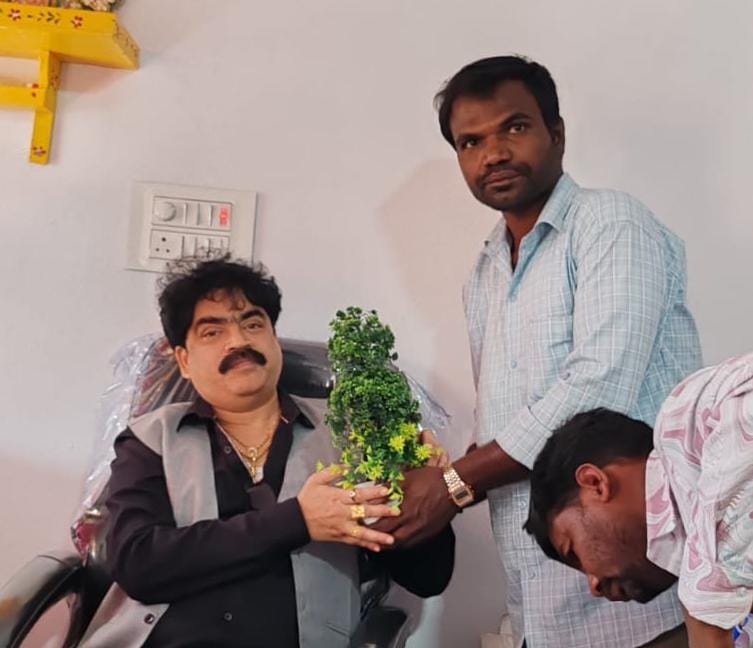 డాక్టర్ జితేందర్ రావు గారికి ప్రత్యేక కృతజ్ఞతలు తెలిపారు తెలంగాణ యూత్ జర్నలిస్ట్ ఫెడరేషన్ జహీరాబాద్ ఇన్చార్జి ఎండి ఖలీల్ 