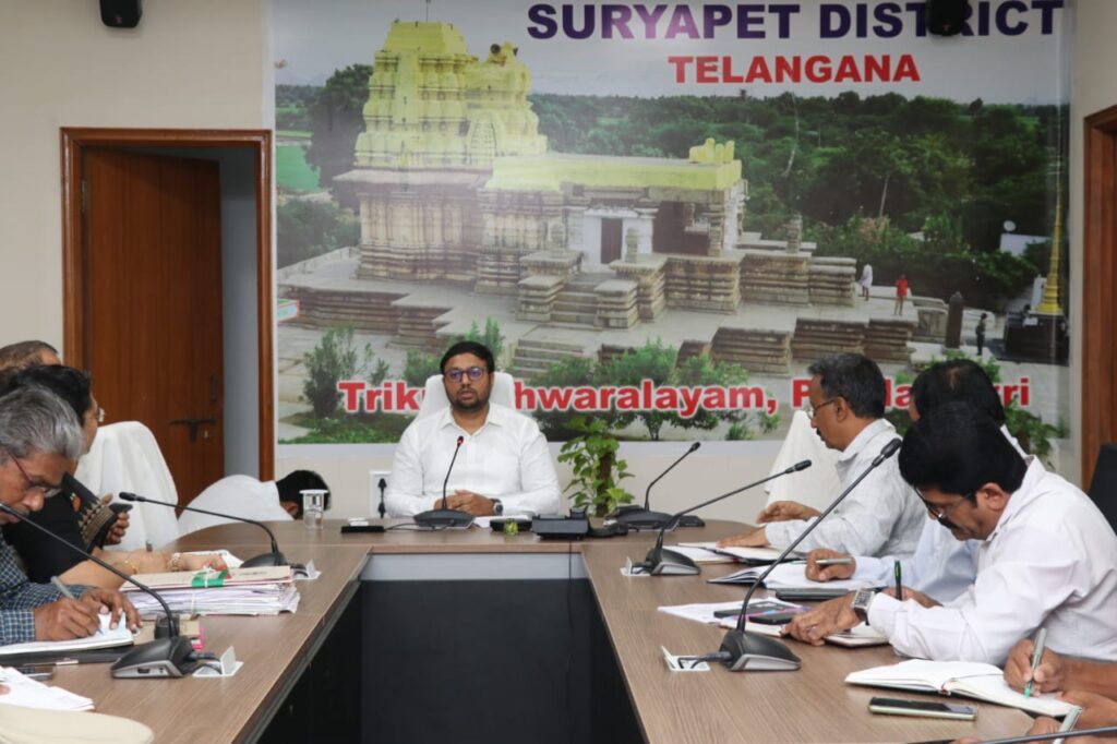 ఈనెల 24న జిల్లా గవర్నర్ సూర్యాపేటలో పర్యటన కు అధికారులు అన్ని ఏర్పాట్లు చేయాలి