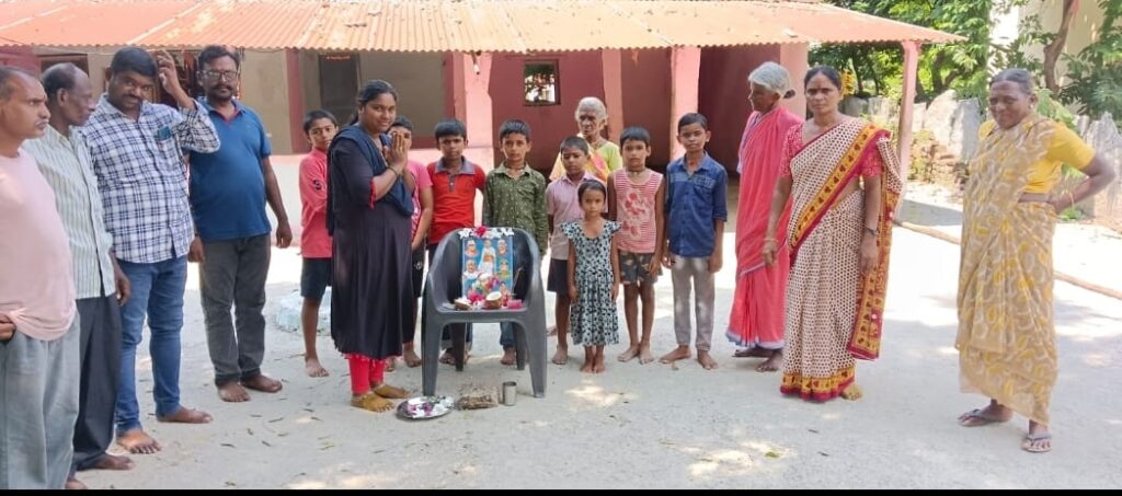 అంగన్వాడి టీచర్ ఆధ్వర్యంలో ఘనంగా  గాంధీ జయంతి 