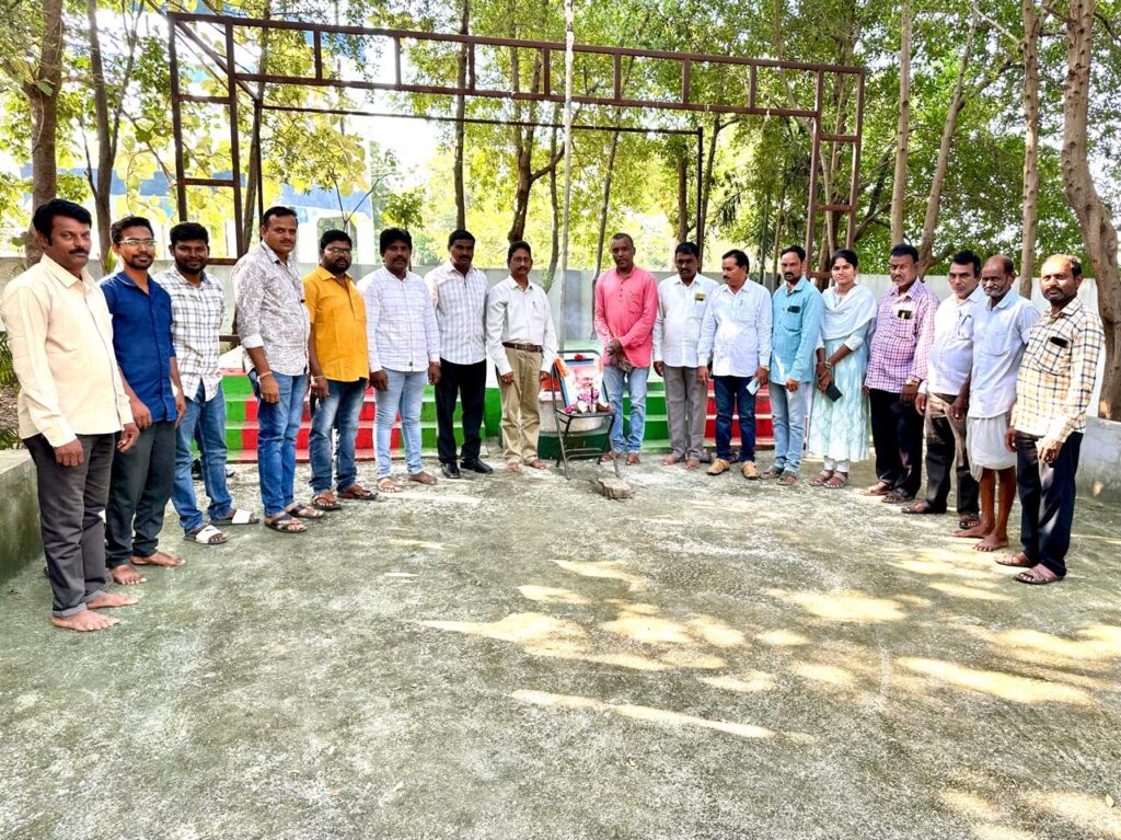 పెన్ పహాడ్ ప్రభుత్వ కార్యలయాలలో గాంధీ జయంతి వేడుకలు