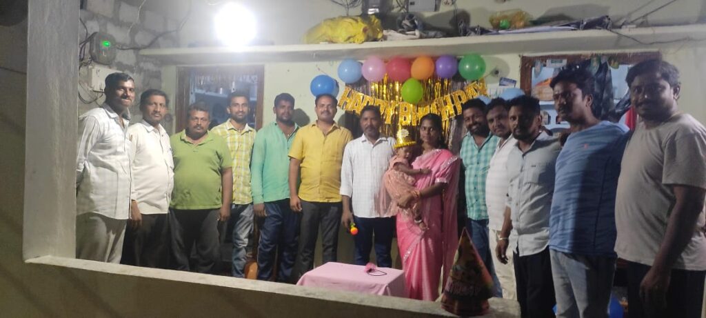 కృత్తిక ఘనంగా  జన్మదిన వేడుకలు