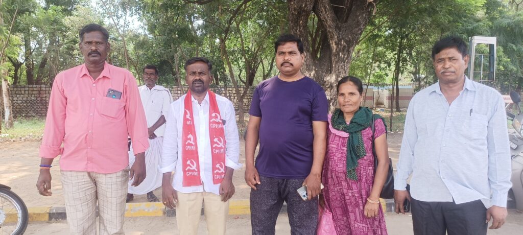 ఫ్లవర్ బ్రిడ్జి దిగిన వెంటనే రిక్వెస్ట్ స్టాప్ ఏర్పాటు చేయాలి