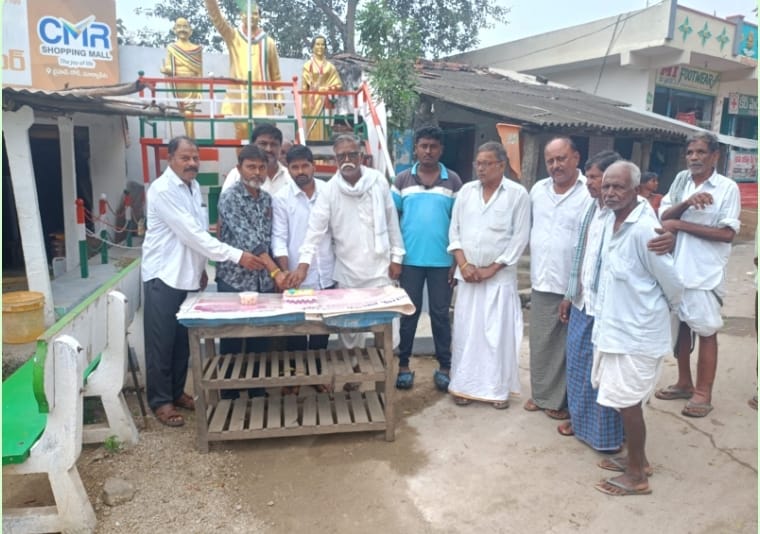 సోనియా గాంధీ జన్మదిన వేడుకలు 