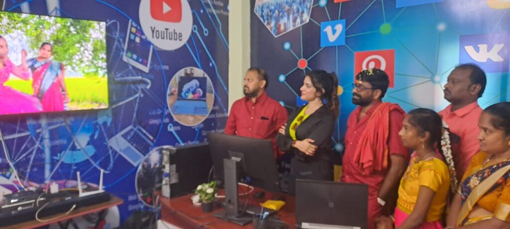 గ్రామీణ నేపథ్యంలో పల్లె నా పల్లె పాట చిత్రీకరణ అభినందనీయం 