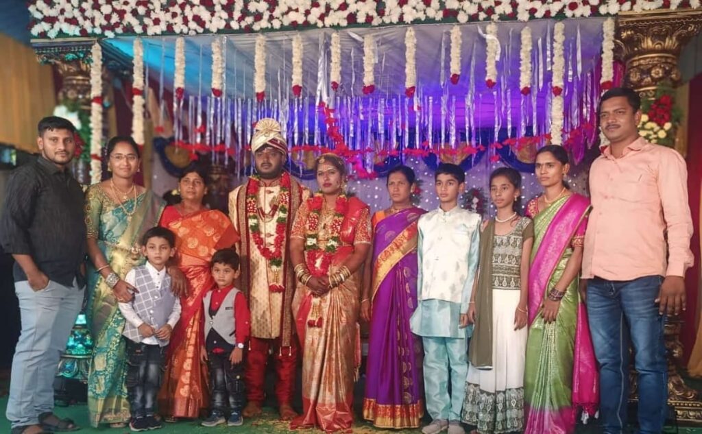 వివాహ వేడుకల్లో పాల్గొన్న ప్రముఖుల