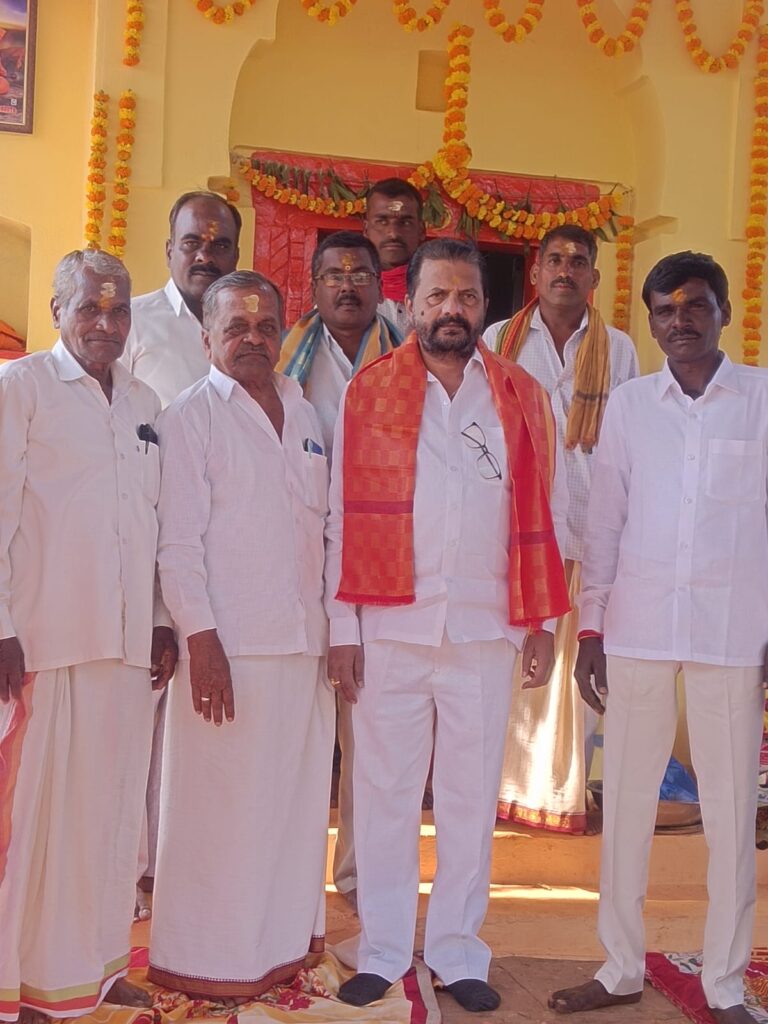 మల్లికార్జున స్వామి తృతీయ వార్షికోత్సవంలో పాల్గొన్న TSSCCDC మాజీ చేర్మెన్ వై.నరోత్తం