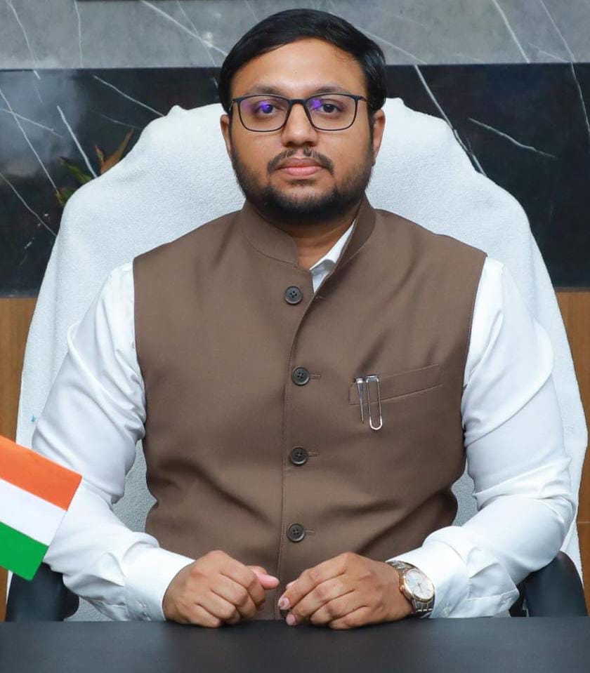 జిల్లా ప్రజలకు క్రిస్మస్ శుభాకాంక్షలు తెలుపుతూ కలెక్టర్ తెజస్ నంద్ లాల్ పవార్