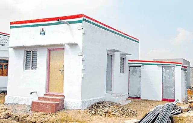 ఇందిరమ్మ ఇళ్ల లబ్దిదారులకు తీపి కబురు చెప్పింది