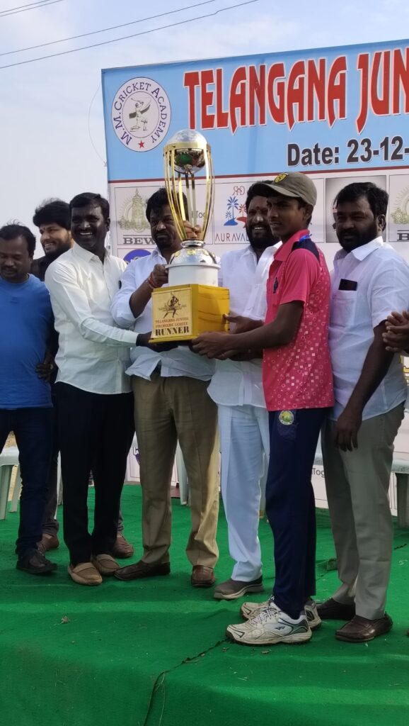 రన్నరప్ గా తాండూరు సహారా క్రికెట్ జట్టు