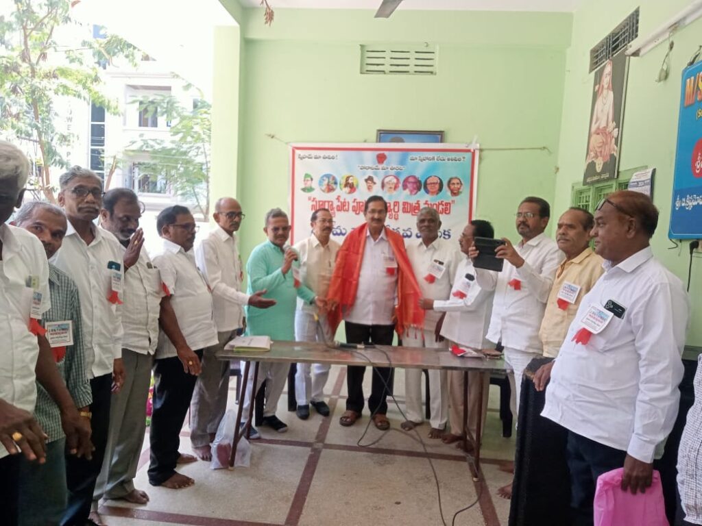 పూర్వ విద్యార్థి మిత్రమండలిని బలోపేతం చేస్తాం