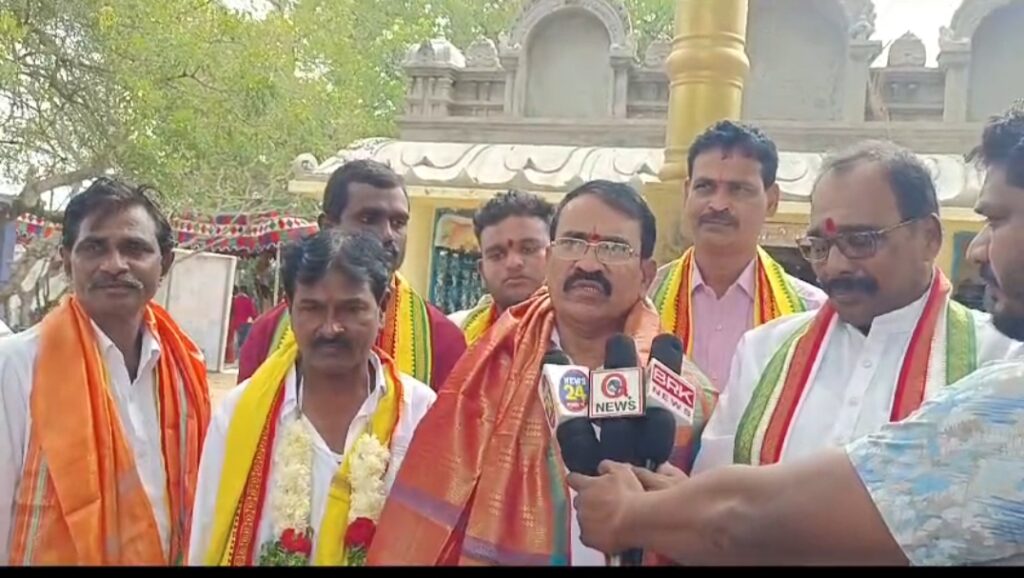 నూతన దేవాలయ పాలకమండలి ఏర్పాటు 