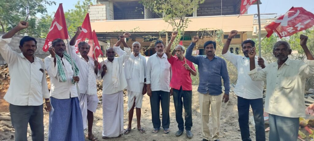 రైతంగానికి ఇచ్చిన హామీలను అమలు చేయాలి