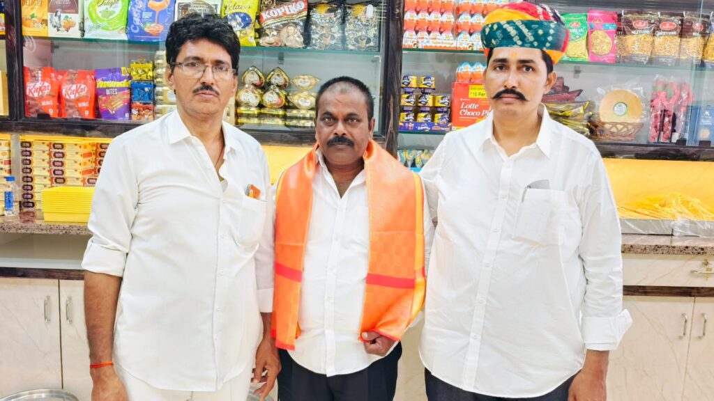 స్వప్న స్వీట్ హౌస్ ప్రారంభం