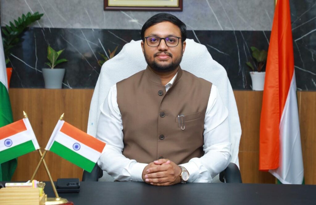 సోమవారం నిర్వహించే ప్రజావాణిని రద్దు చేసినట్లు జిల్లా కలెక్టర్ 