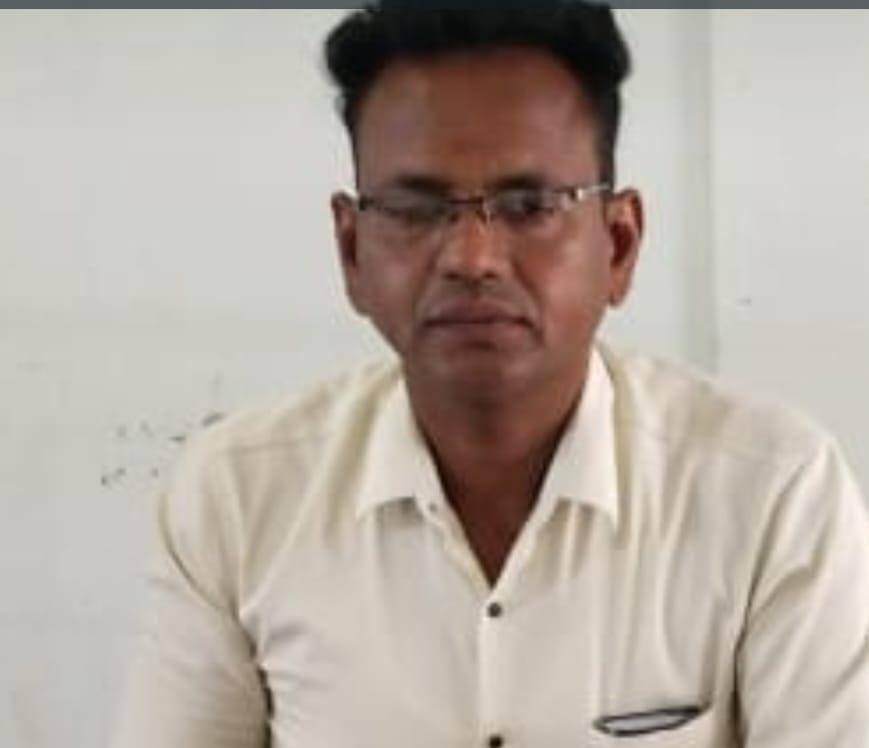 నూతన తహసిల్దార్ గా శ్రీకాంత్ బాధ్యతలు స్వీకరణ 
