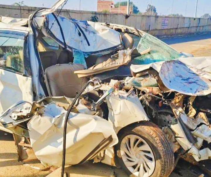 కాశీకి వెళుతూ.."నలుగురు భక్తుల దుర్మరణం