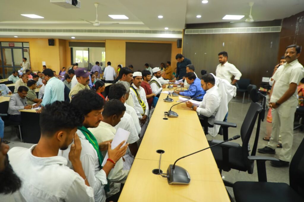 ప్రజావాణి వచ్చిన దరఖాస్తులు వెంటనే పరిష్కరించాలి