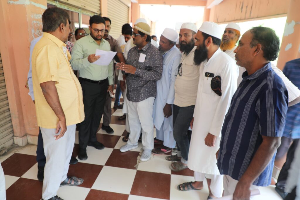 పెద్ద మజీద్ నిర్మాణానికి నిధులు మంజూరు చేయాలి
