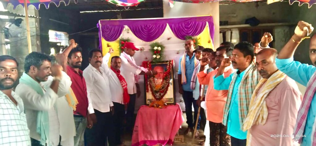 చాట్ల ముత్తయ్య జీవితం స్ఫూర్తి దాయకం