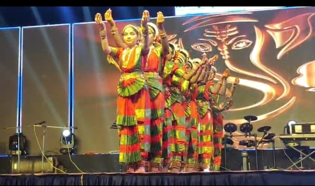 ఘనంగా ఎస్ఆర్ఎం పాఠశాల ప్రథమ వార్షికోత్సవం