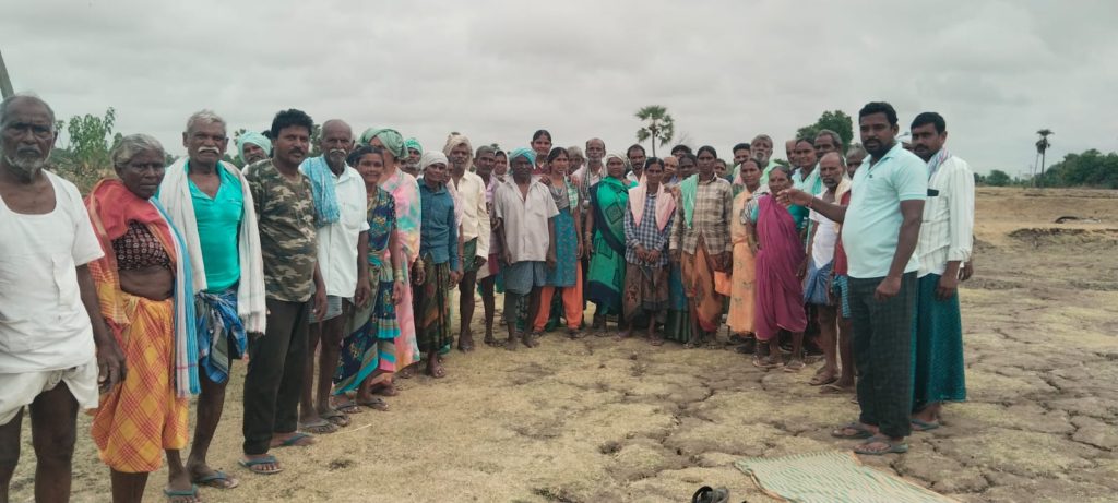 మోతే గ్రామాలలో ఉపాధి హామీ పనులను బంద్ 