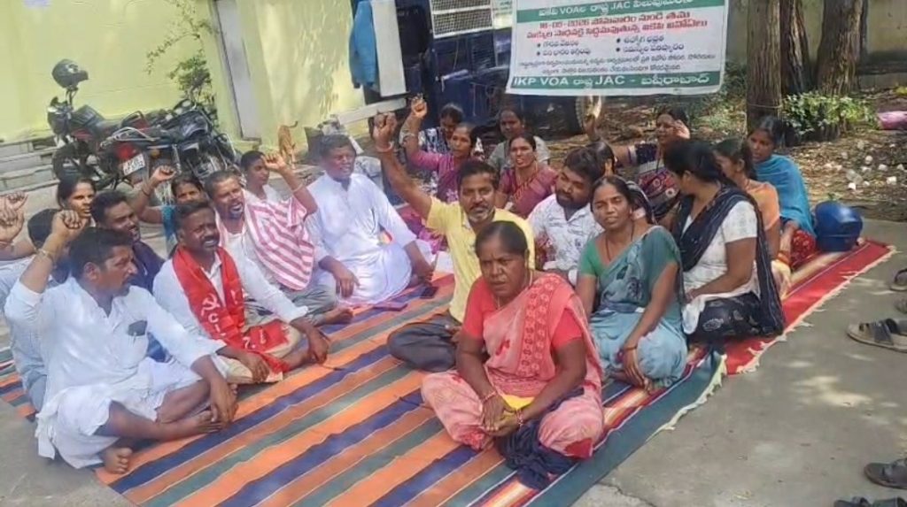 పదకొండవ రోజుకు చేరిన VOA ల సమ్మె