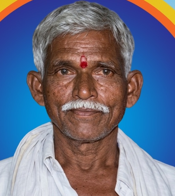 ముప్పని ముత్తారెడ్డి పార్థివ దేహానికి పూలమాలలు వేసిన మండల అధ్యక్షులు