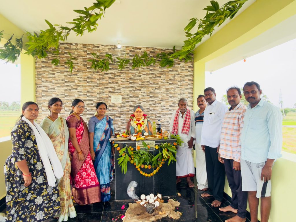 ఘనంగా కోల ముత్తమ్మ ఐదో వర్ధంతి వేడుకలు